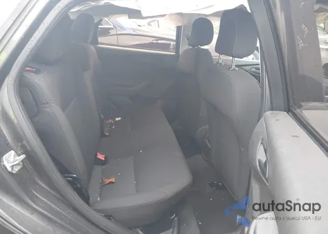 2016 Ford Focus S from USA, damaged, VIN 1FADP3E28GL305334